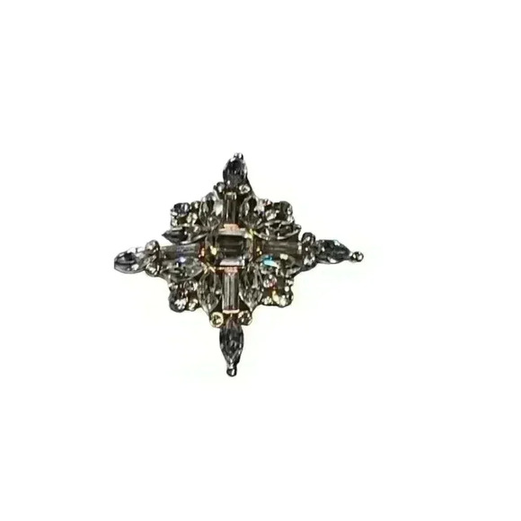 Monet Snowflake Brooch - Picture 2 of 5